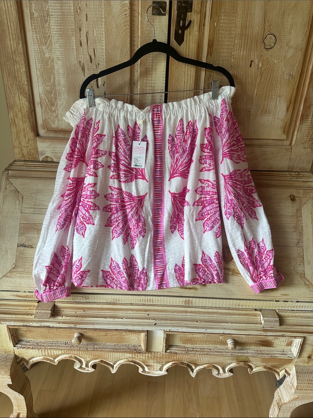Lilly Pulitzer White Off-Shoulder Blouse with Pink Leaf Motif